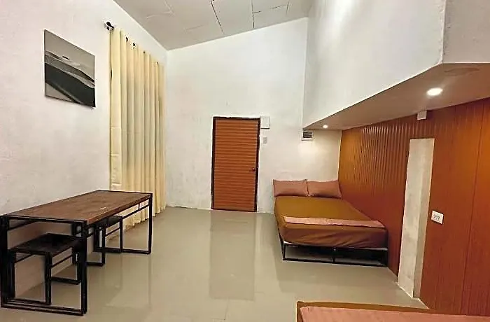 Bgs Place * Moalboal
